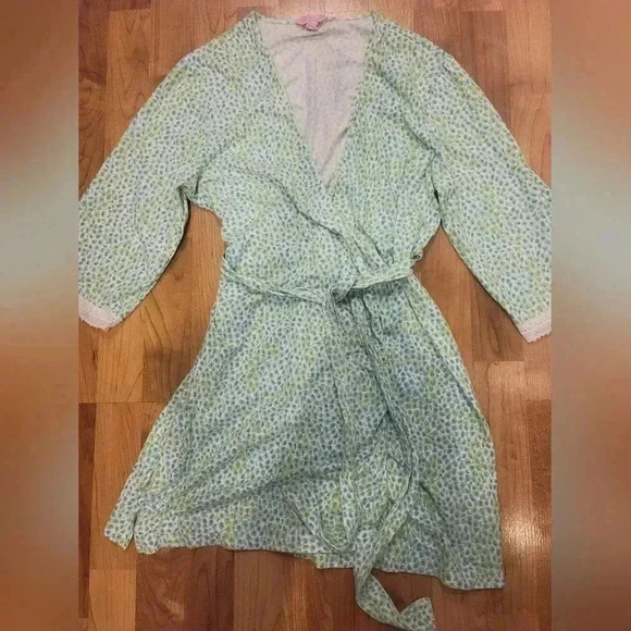 Lilly Pulitzer Robe Floral with Belt S - Picture 1 of 8